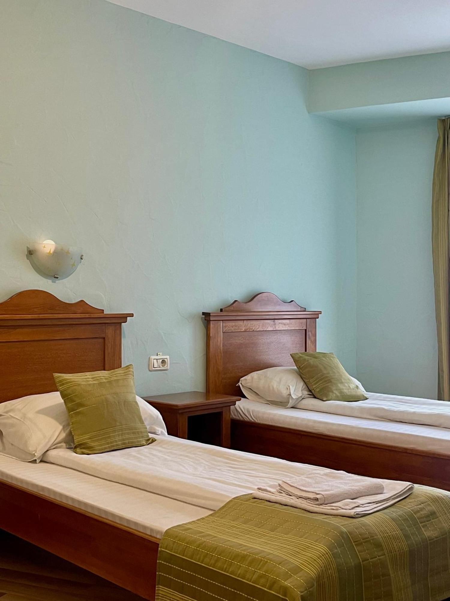 קלוז'-נאפוקה Hotel Lucy Star מראה חיצוני תמונה
